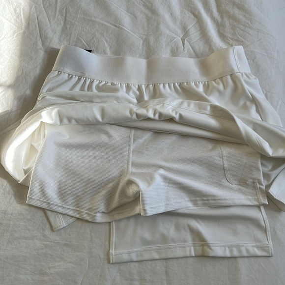 Gap Exercise Skort - Picture 7 of 8